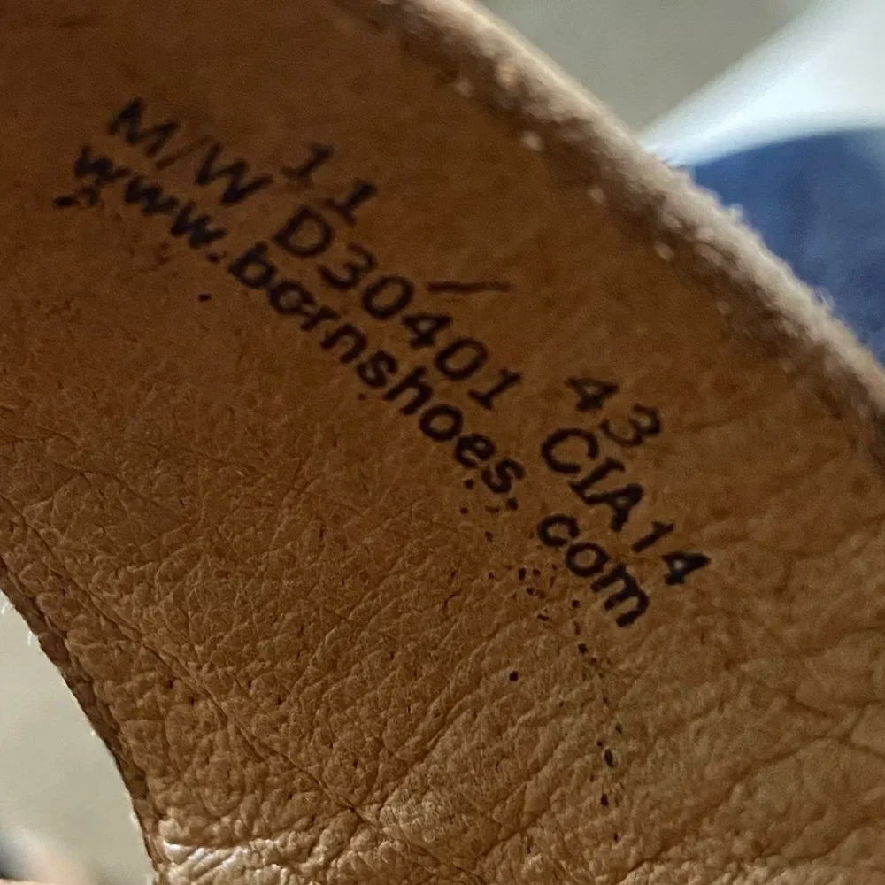Born Light Brown Leather Footwear Size 11